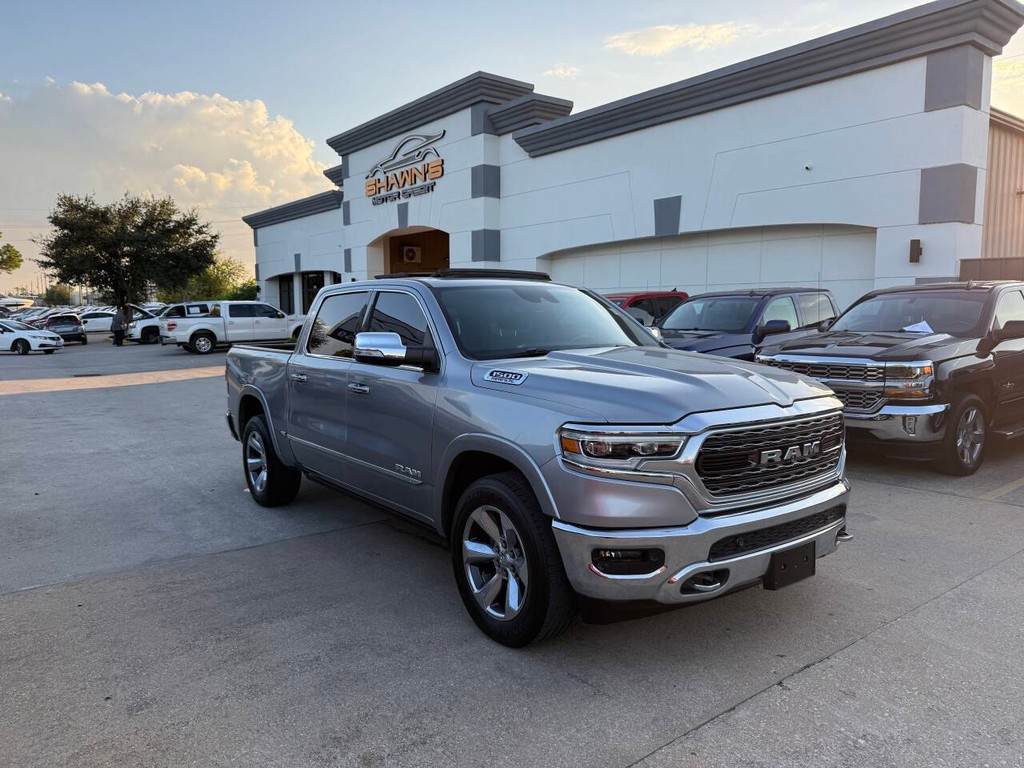 Ram 1500 Vehicle Full-screen Gallery Image 02