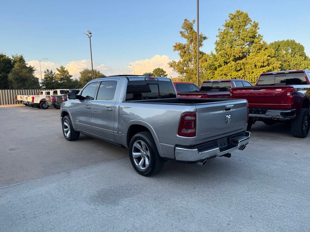 Ram 1500 Vehicle Full-screen Gallery Image 04