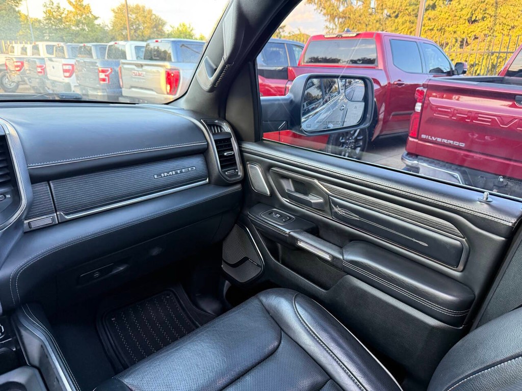 Ram 1500 Vehicle Full-screen Gallery Image 20