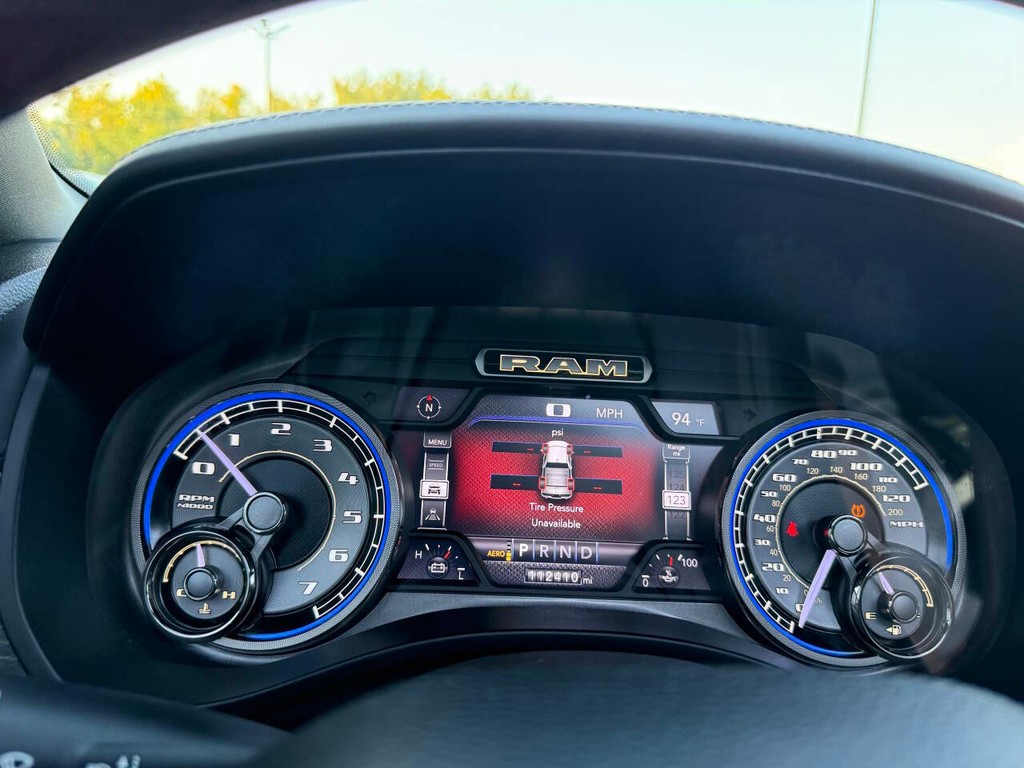 Ram 1500 Vehicle Full-screen Gallery Image 36