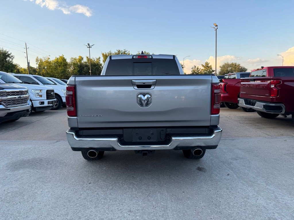 Ram 1500 Vehicle Full-screen Gallery Image 42