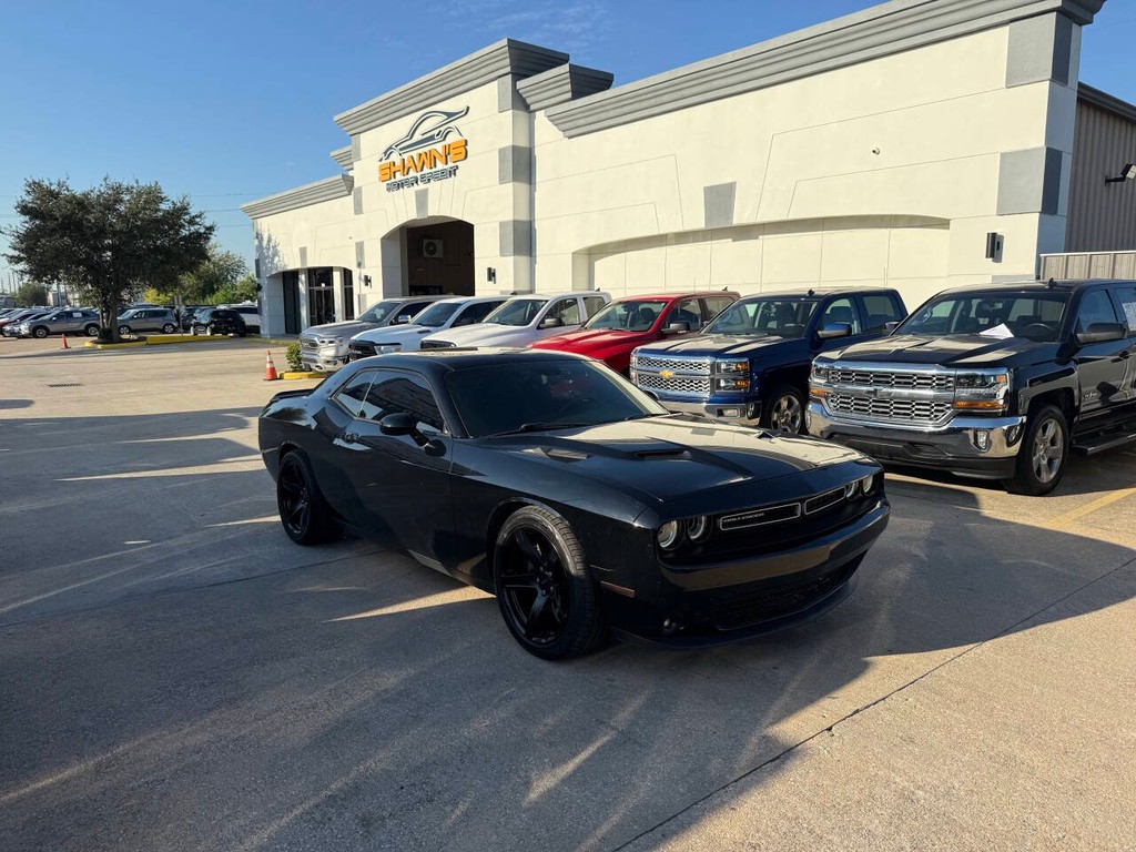 Dodge Challenger Vehicle Full-screen Gallery Image 34