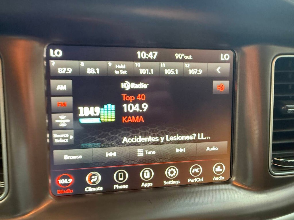 Dodge Charger Vehicle Full-screen Gallery Image 25