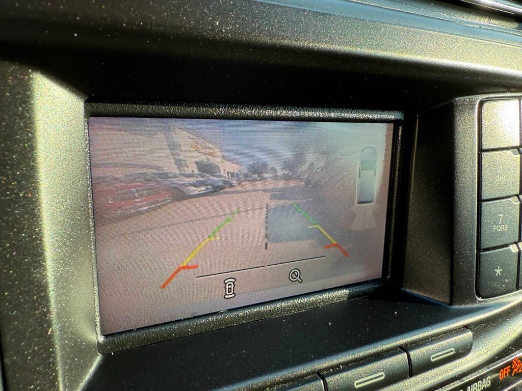 Ford Explorer Vehicle Full-screen Gallery Image 27