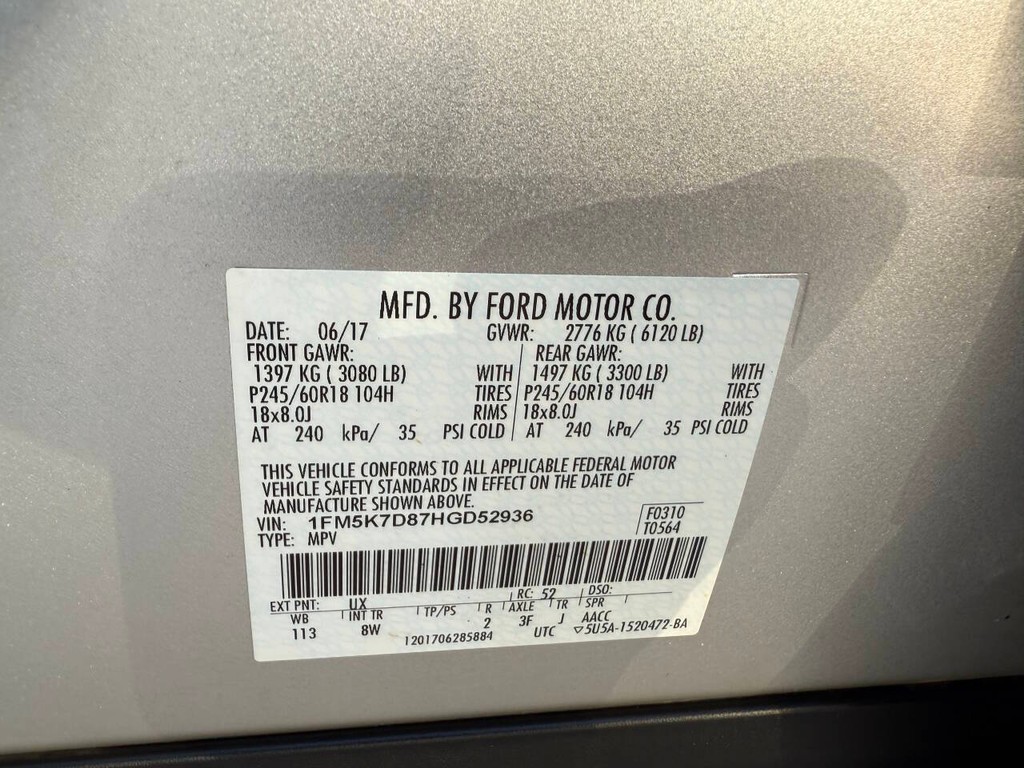 Ford Explorer Vehicle Full-screen Gallery Image 35