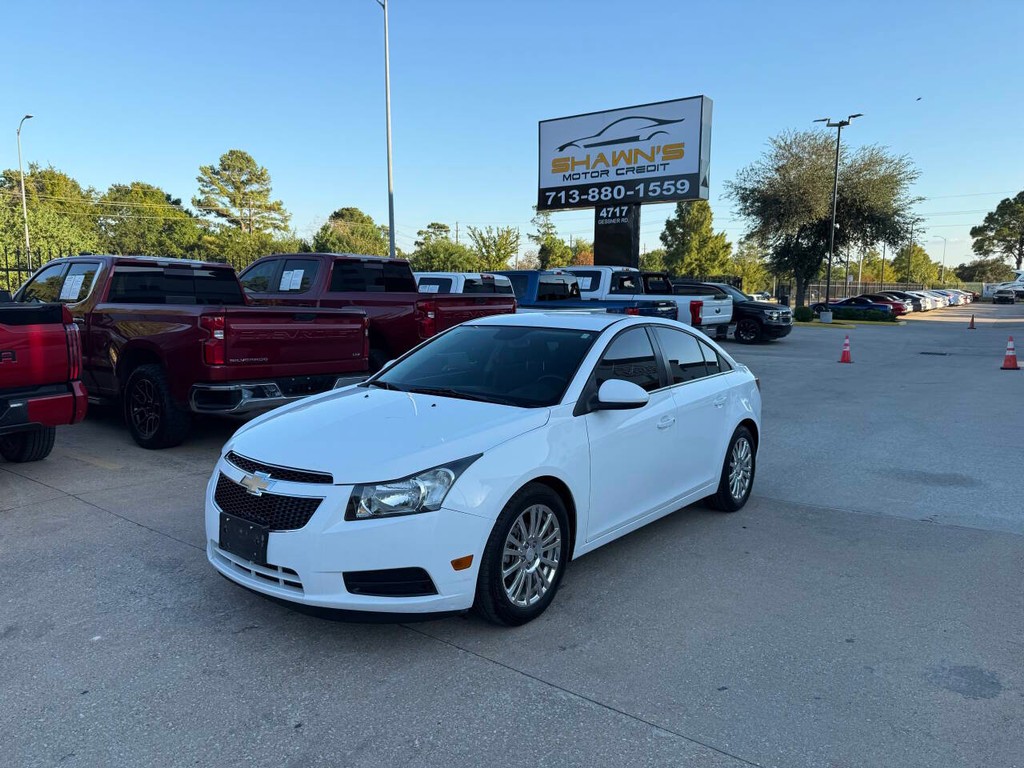 Chevrolet Cruze Vehicle Full-screen Gallery Image 03