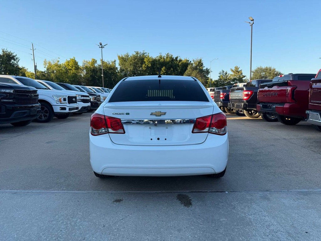 Chevrolet Cruze Vehicle Full-screen Gallery Image 37