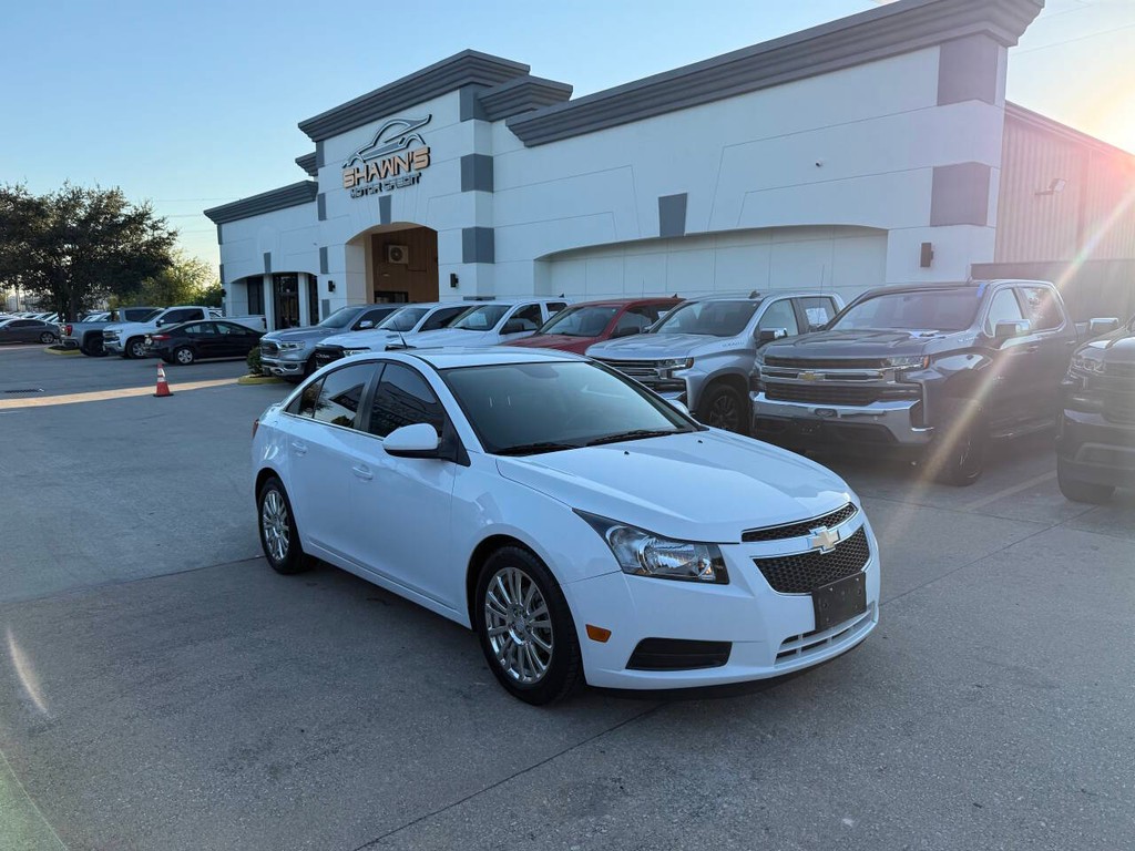 Chevrolet Cruze Vehicle Full-screen Gallery Image 40