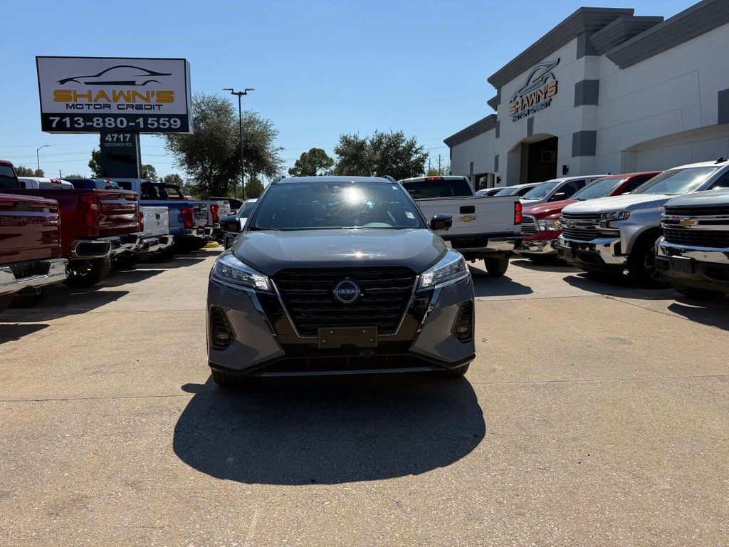 Nissan Kicks Vehicle Full-screen Gallery Image 41