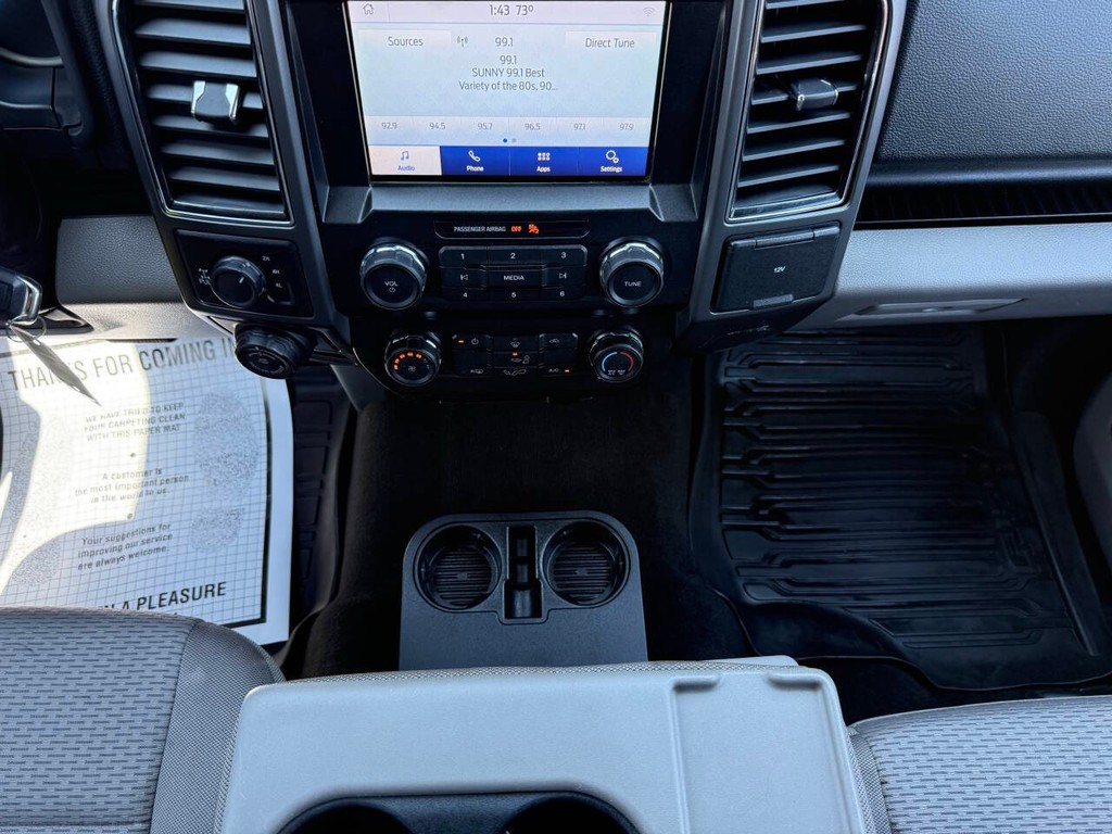 Ford F-150 Vehicle Full-screen Gallery Image 31