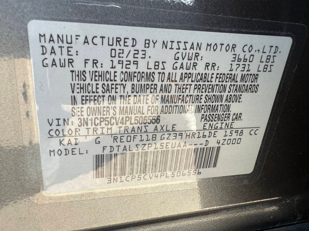 Nissan Kicks Vehicle Full-screen Gallery Image 33