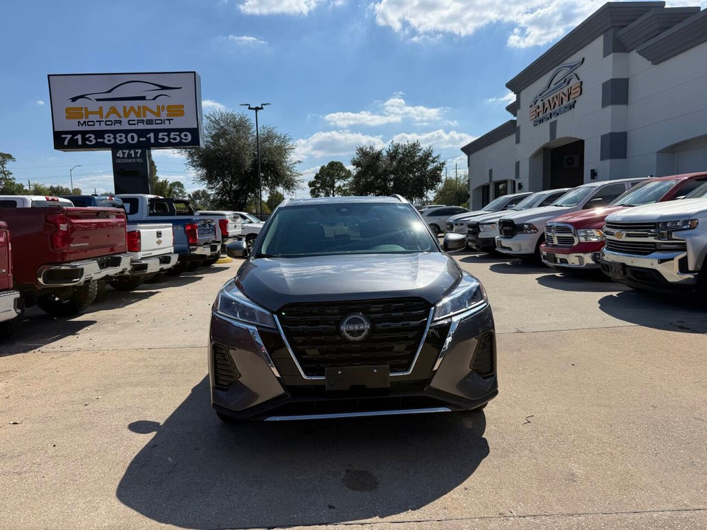 Nissan Kicks Vehicle Full-screen Gallery Image 40