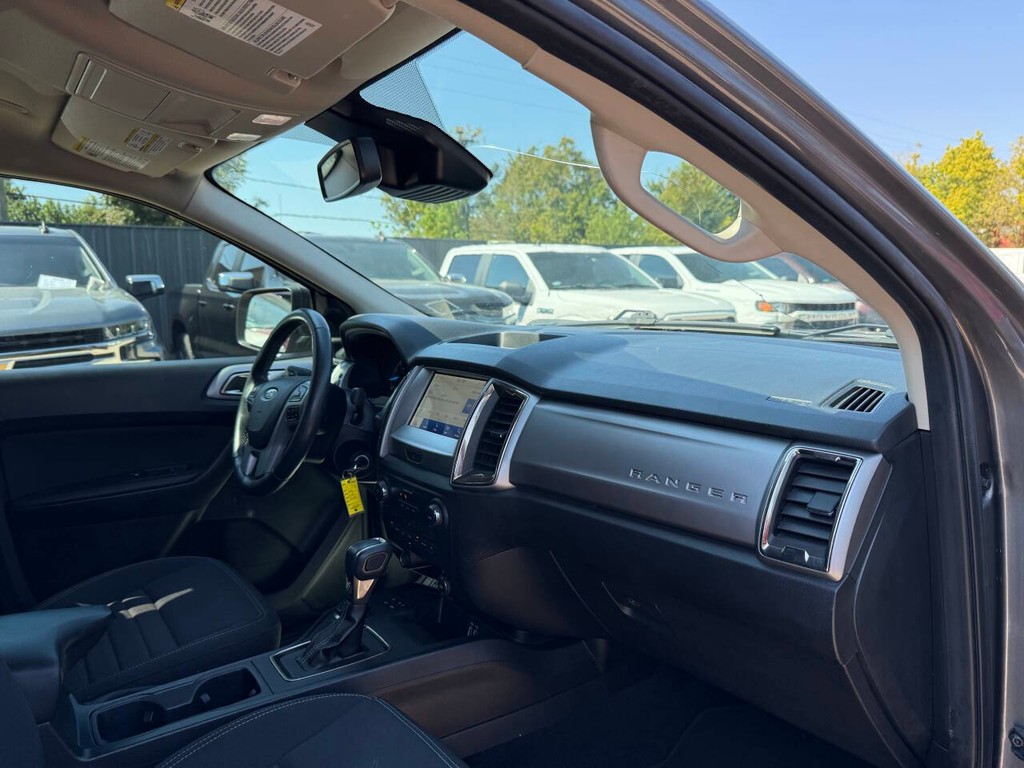 Ford Ranger Vehicle Full-screen Gallery Image 09