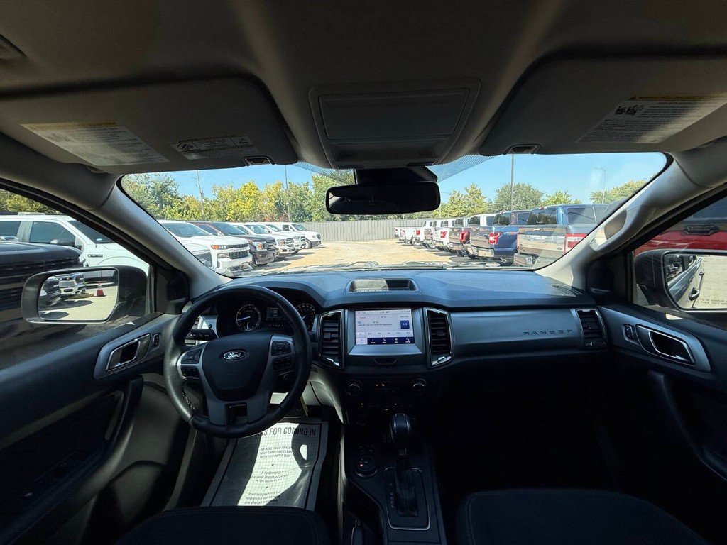 Ford Ranger Vehicle Full-screen Gallery Image 18