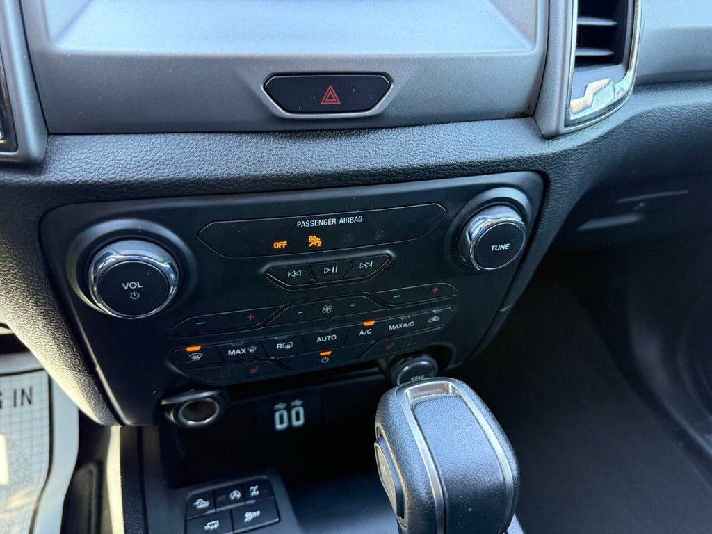 Ford Ranger Vehicle Full-screen Gallery Image 27