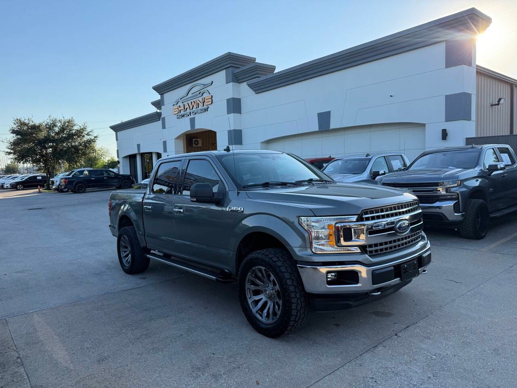 Ford F-150 Vehicle Full-screen Gallery Image 02