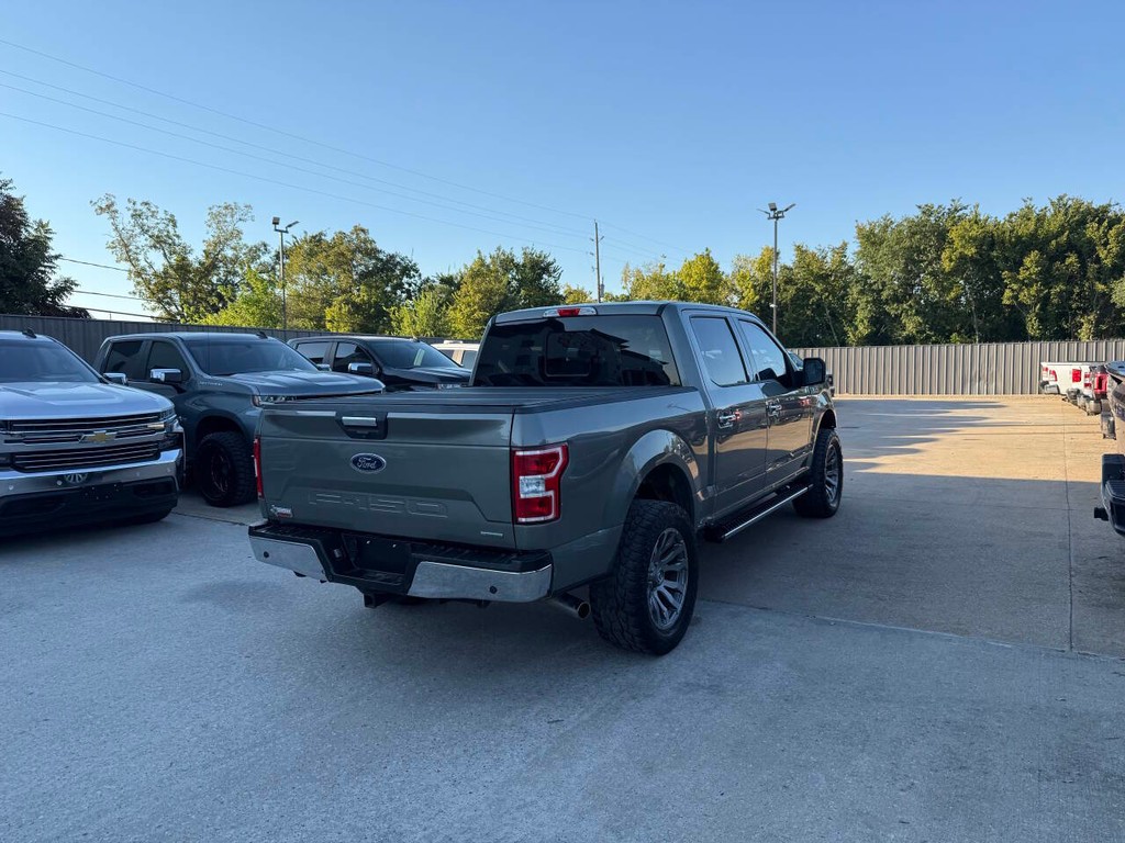 Ford F-150 Vehicle Full-screen Gallery Image 05