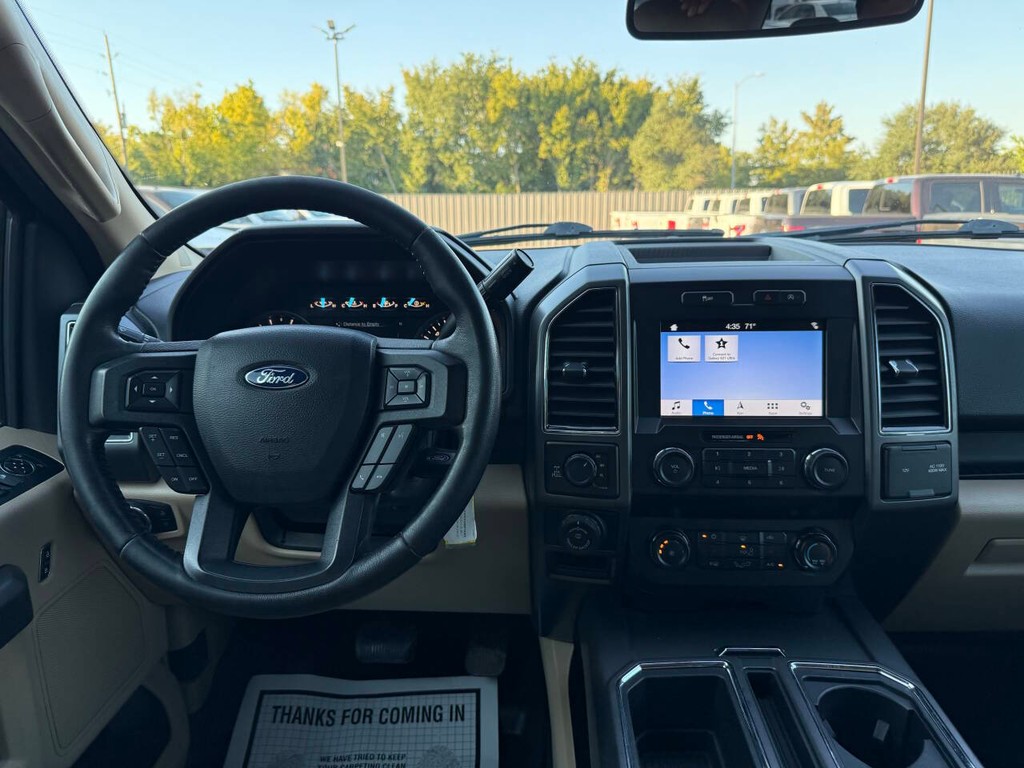 Ford F-150 Vehicle Full-screen Gallery Image 21