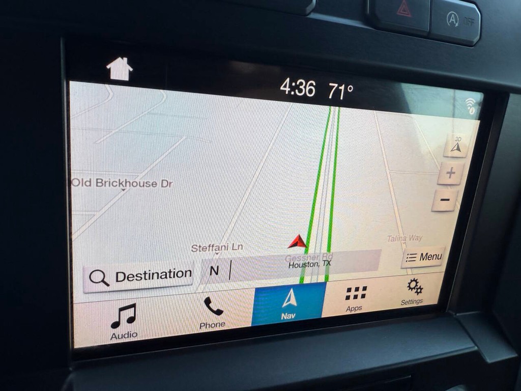 Ford F-150 Vehicle Full-screen Gallery Image 30