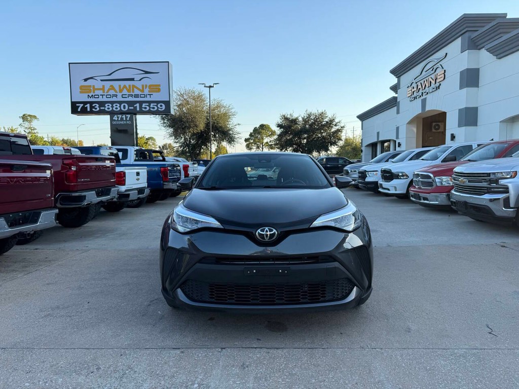 Toyota C-HR Vehicle Full-screen Gallery Image 39