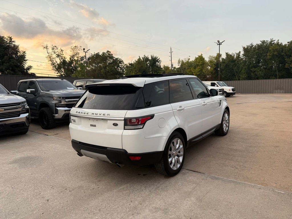 Land Rover Range Rover Sport Vehicle Full-screen Gallery Image 05