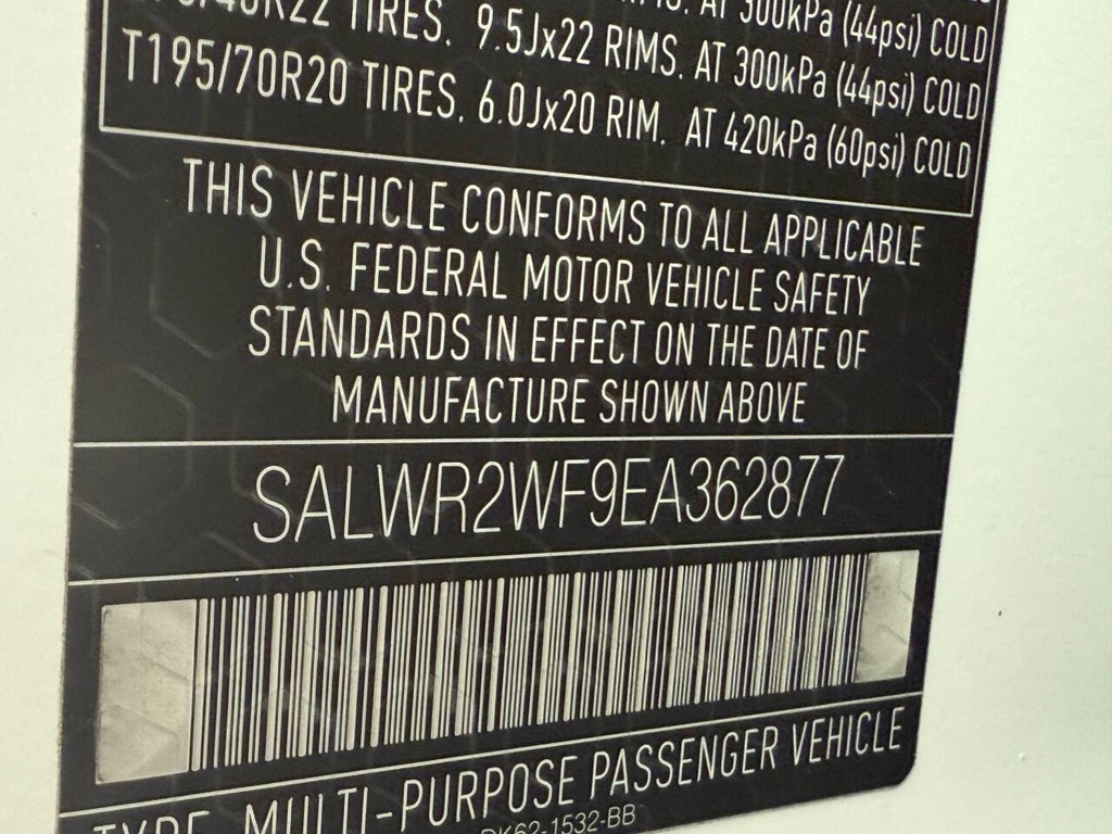 Land Rover Range Rover Sport Vehicle Full-screen Gallery Image 34