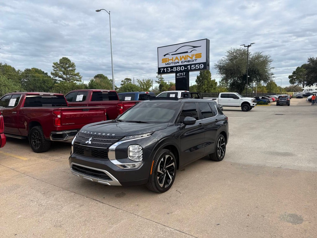 Mitsubishi Outlander Vehicle Full-screen Gallery Image 03