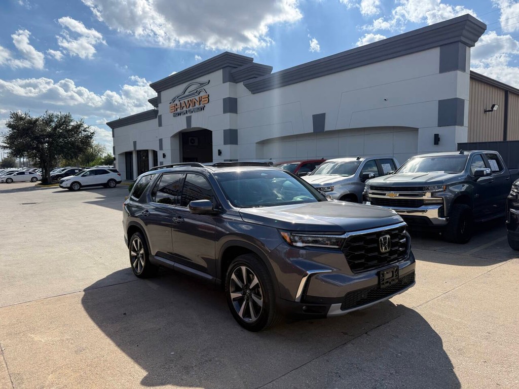 Honda Pilot Vehicle Full-screen Gallery Image 02