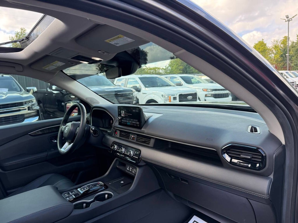 Honda Pilot Vehicle Full-screen Gallery Image 09