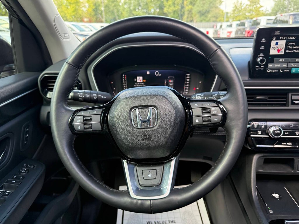 Honda Pilot Vehicle Full-screen Gallery Image 24