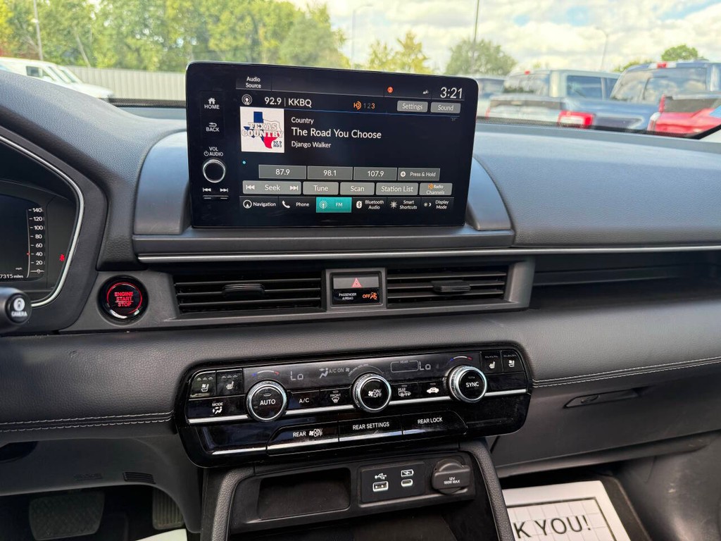 Honda Pilot Vehicle Full-screen Gallery Image 26