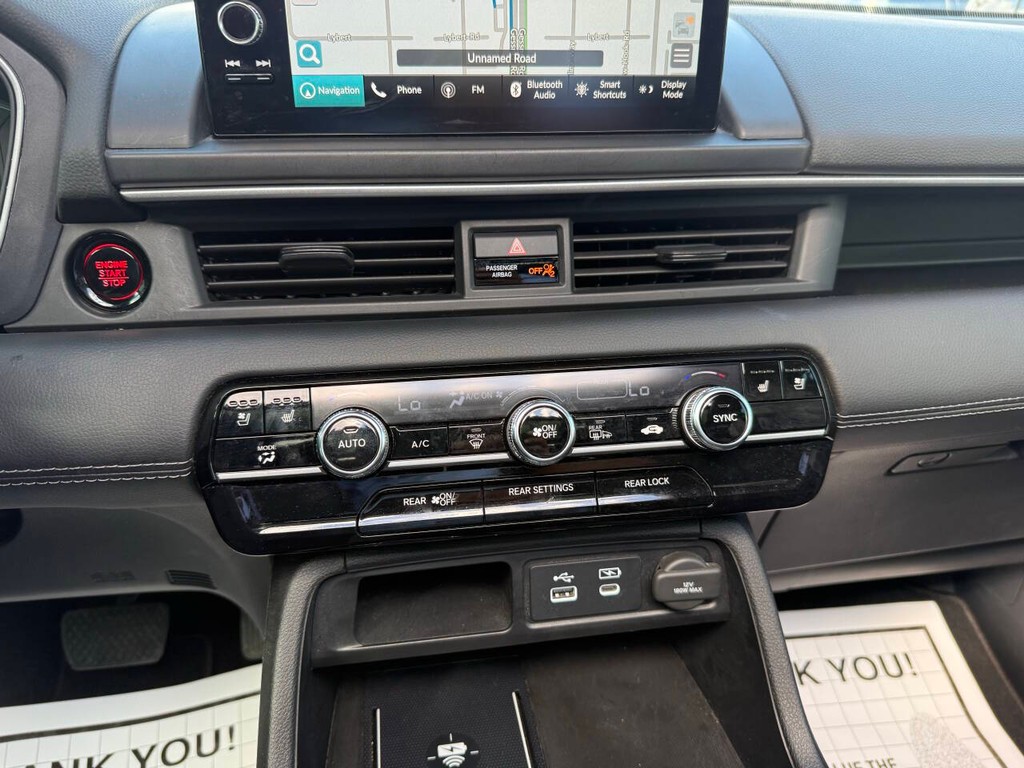 Honda Pilot Vehicle Full-screen Gallery Image 30