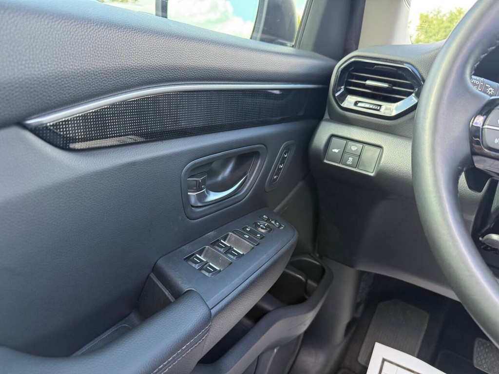 Honda Pilot Vehicle Full-screen Gallery Image 34