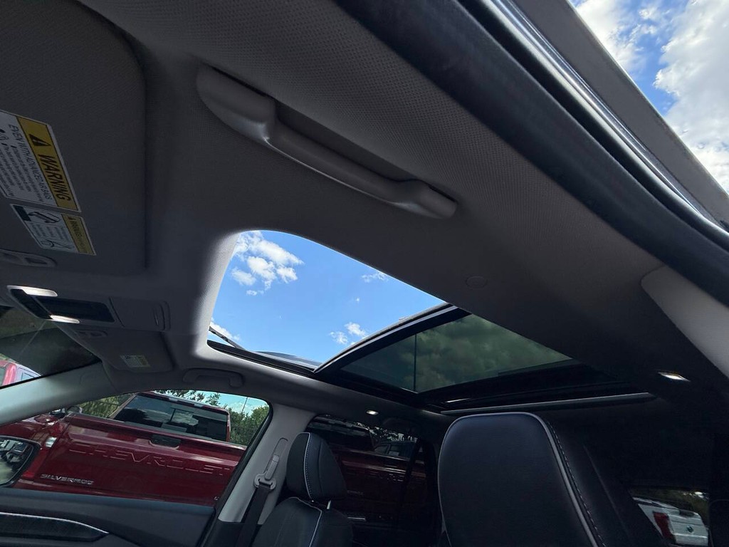 Honda Pilot Vehicle Full-screen Gallery Image 35