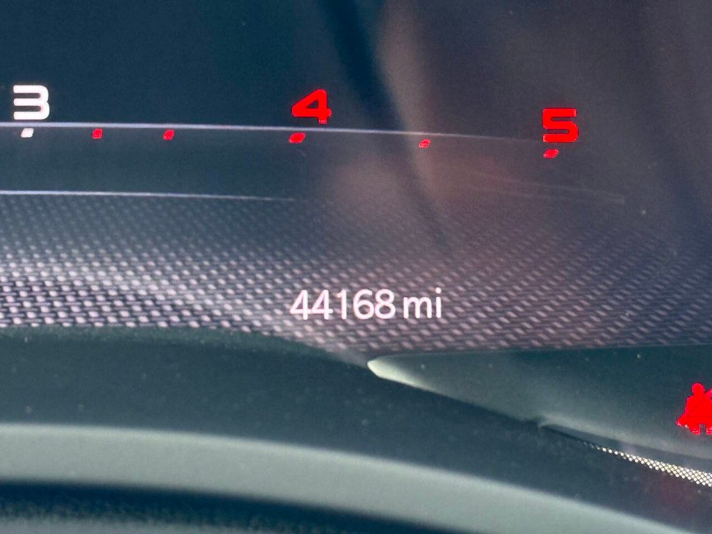 Ram 2500 Vehicle Full-screen Gallery Image 35