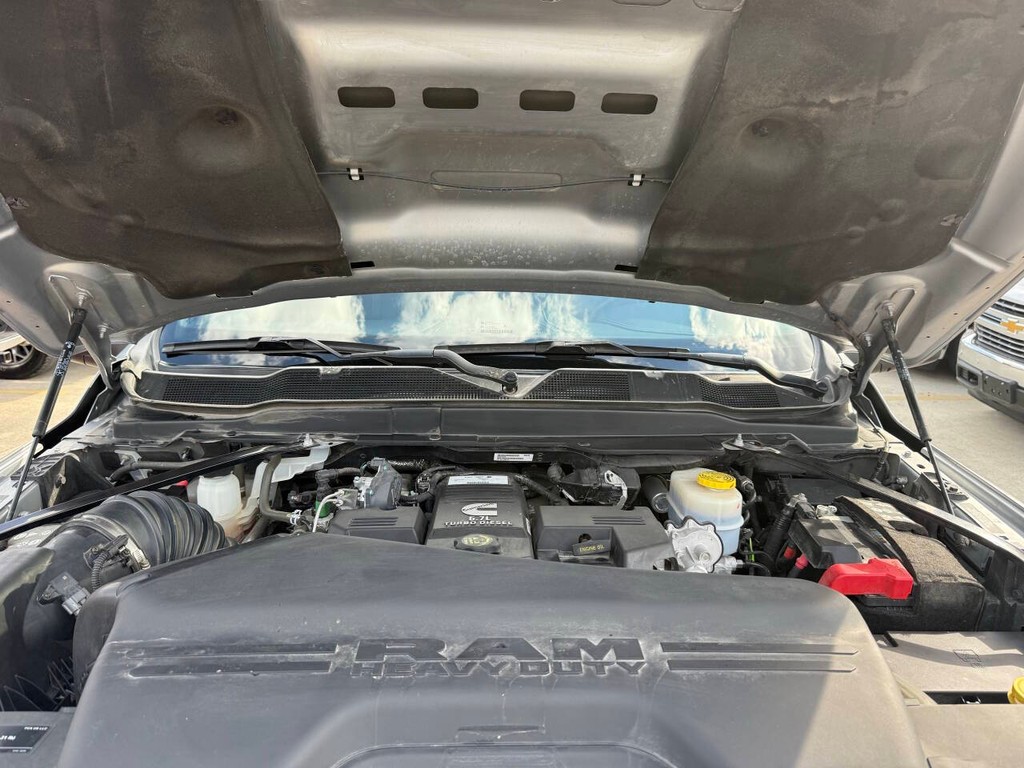 Ram 2500 Vehicle Full-screen Gallery Image 37