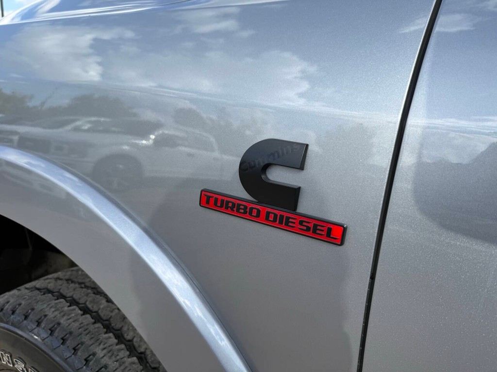 Ram 2500 Vehicle Full-screen Gallery Image 39