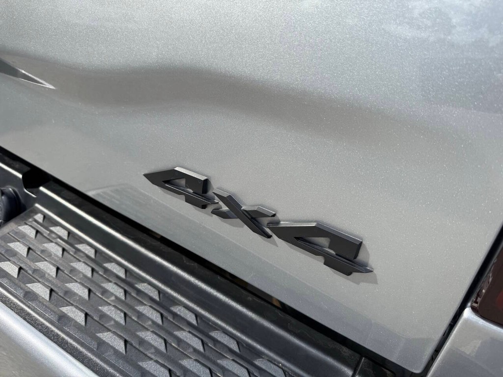 Ram 2500 Vehicle Full-screen Gallery Image 44