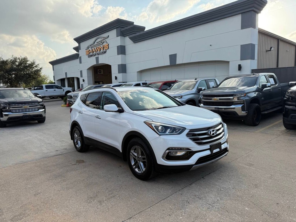 Hyundai Santa Fe Sport Vehicle Full-screen Gallery Image 02