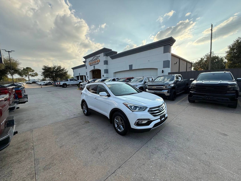 Hyundai Santa Fe Sport Vehicle Full-screen Gallery Image 44