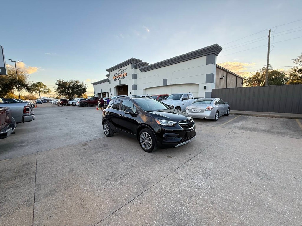 Buick Enclave Vehicle Full-screen Gallery Image 45