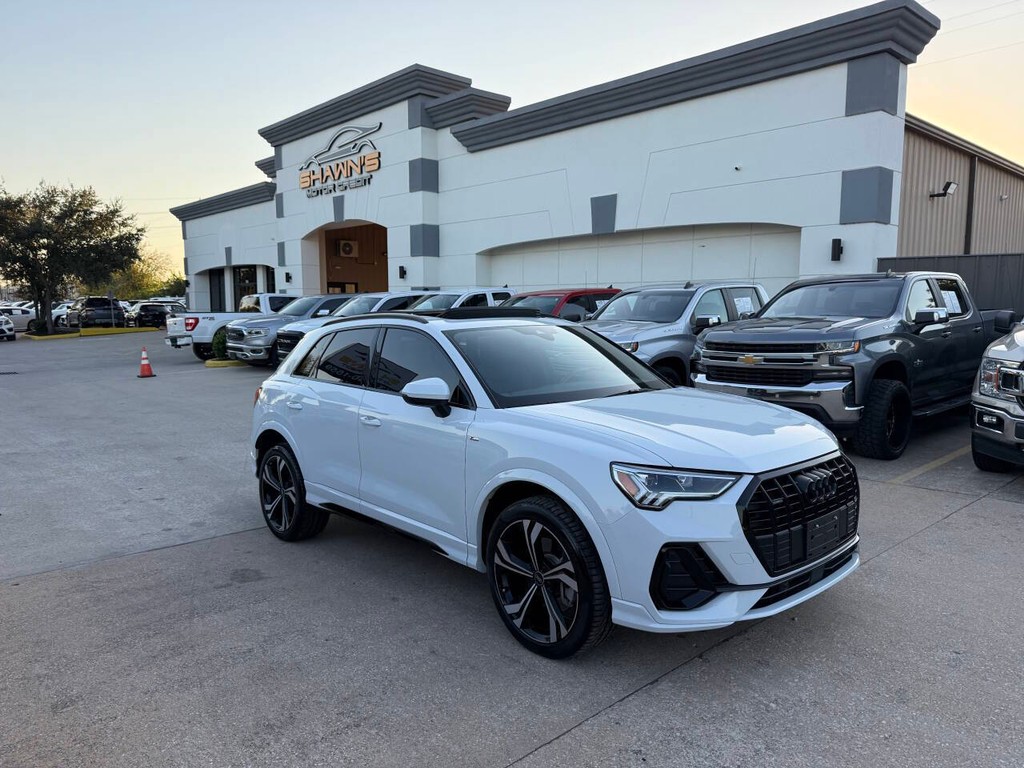 Audi Q3 Vehicle Full-screen Gallery Image 46