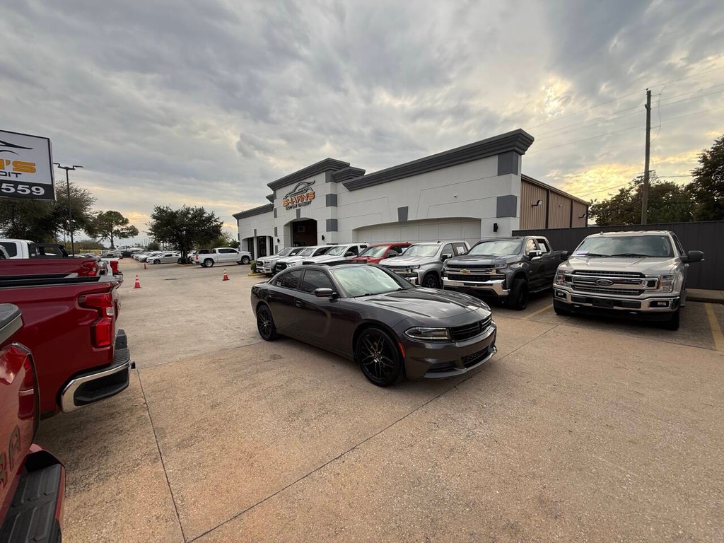 Dodge Charger Vehicle Full-screen Gallery Image 42