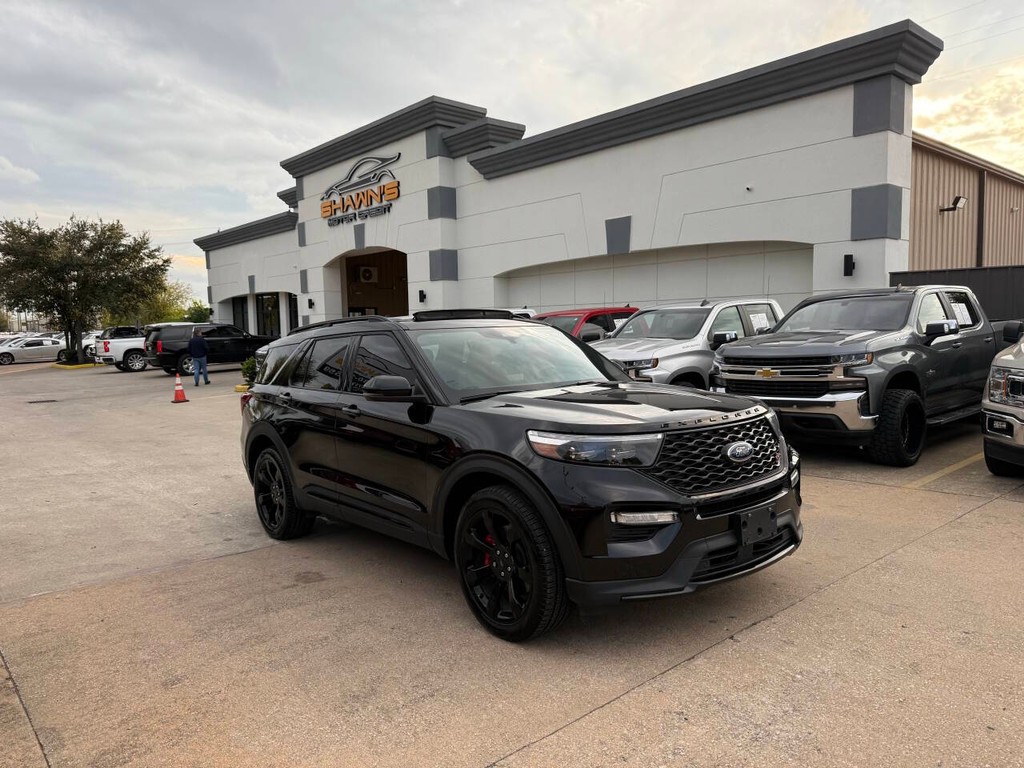 Ford Explorer Vehicle Full-screen Gallery Image 02