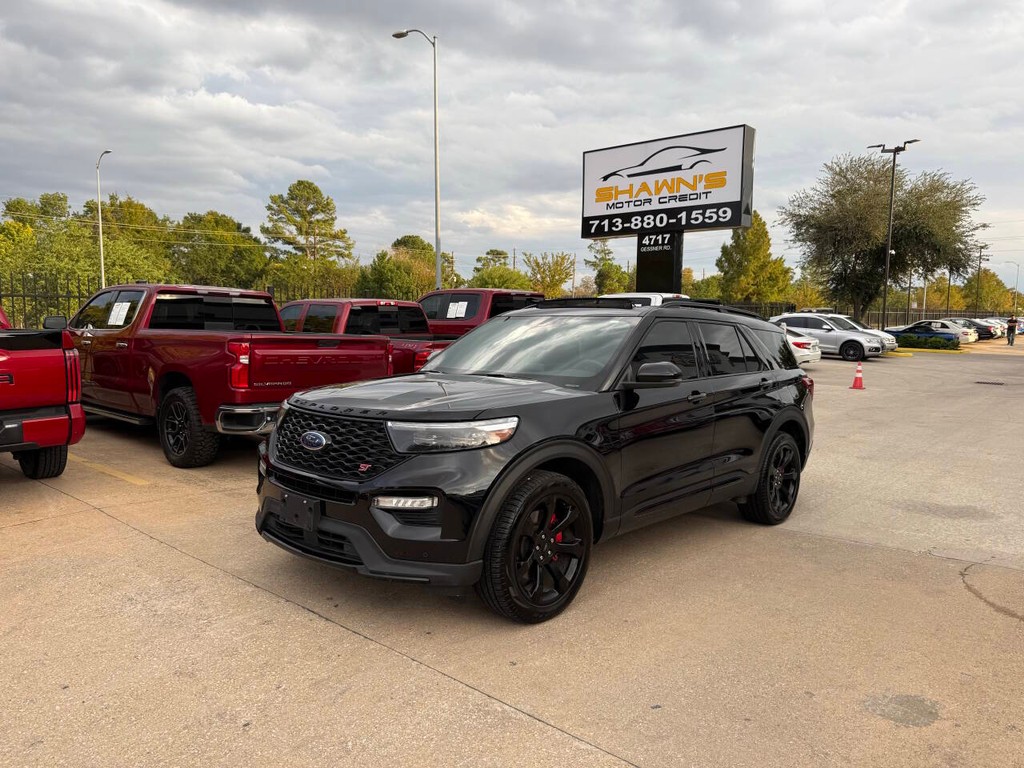 Ford Explorer Vehicle Full-screen Gallery Image 03