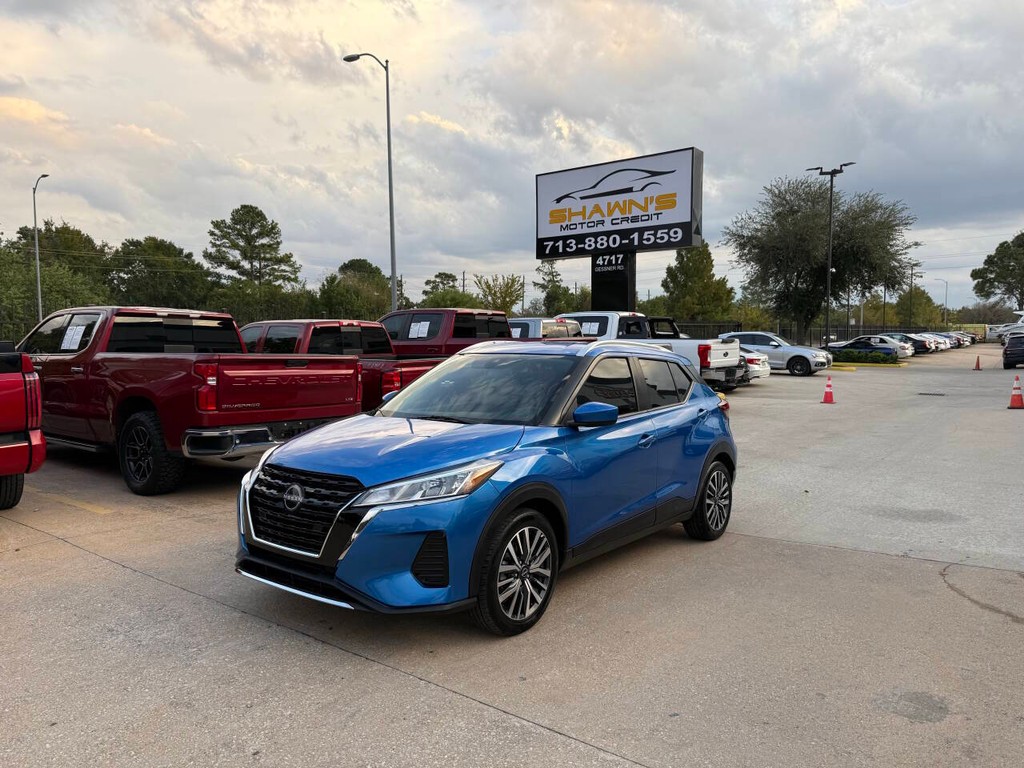 Nissan Kicks Vehicle Full-screen Gallery Image 40