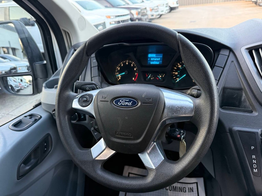 Ford Transit Van Vehicle Full-screen Gallery Image 15