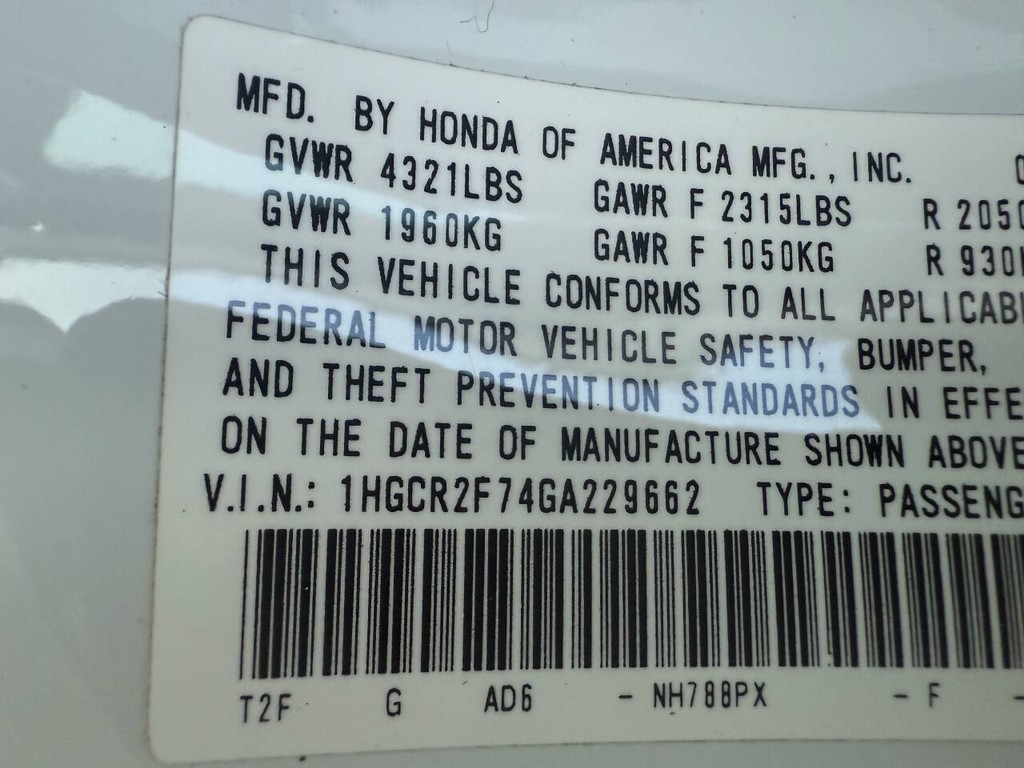 Honda Accord Sedan Vehicle Full-screen Gallery Image 34