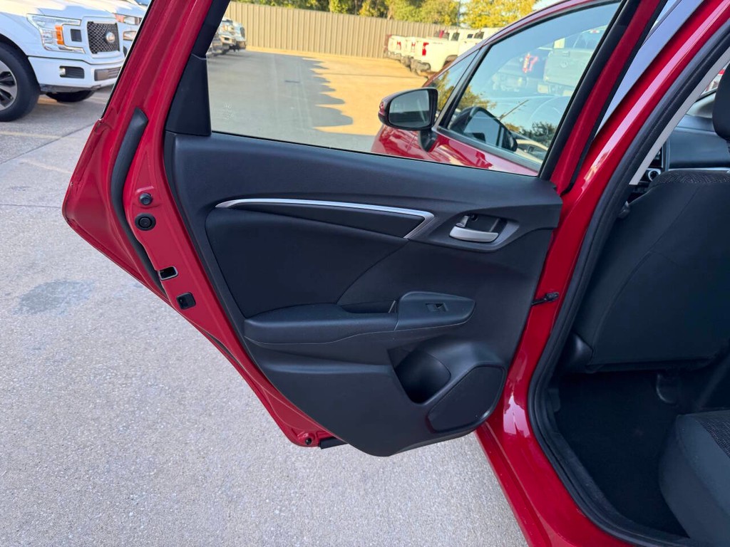 Honda Fit Vehicle Full-screen Gallery Image 14