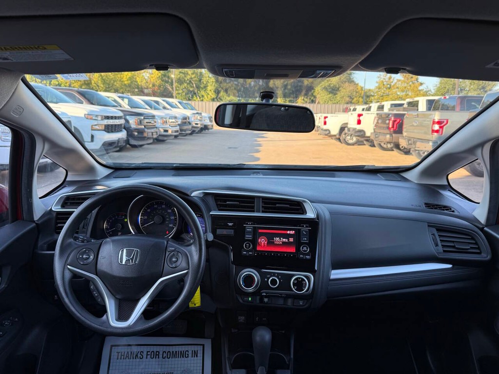 Honda Fit Vehicle Full-screen Gallery Image 17